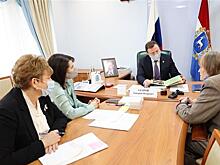 Дмитрий Азаров провел личный прием граждан