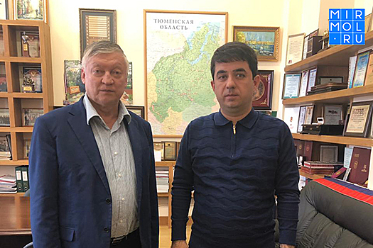 Именитый российский шахматист Анатолий Карпов приедет летом в Дагестан