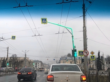 В Костроме появился «модный» светофор