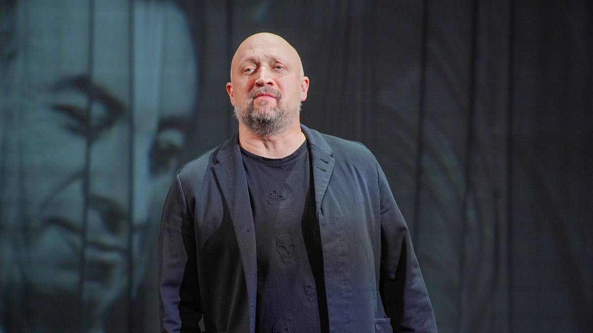 Актер Гоша Куценко не пришел в суд по делу о трупе, найденном в его Запорожце