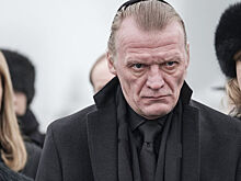 Русская мафия победила: сериал «МакМафия» взял «Эмми»