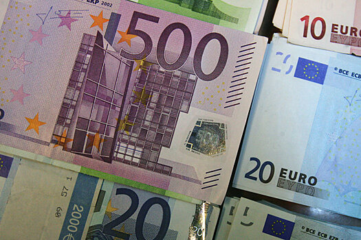 Эксперт: Стоит ли избавляться от 500 евро