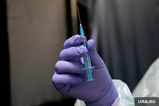Мобильный центр вакцинации открылся в Перми в сквере имени Буркова