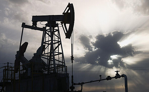 Стало известно об изменении скидки на российскую нефть