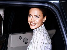 Принц Чарльз в восторге: Ирина Шейк блеснула на приеме в Букингемском дворце