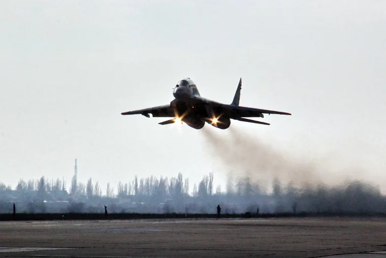 Появилось видео мощного удара российского Искандера по украинскому Миг-29