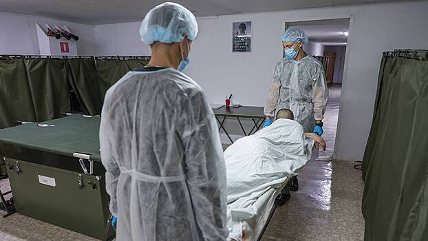 Военный хирург Казанцев в зоне СВО удалил аневризму бойцу без спецоборудования