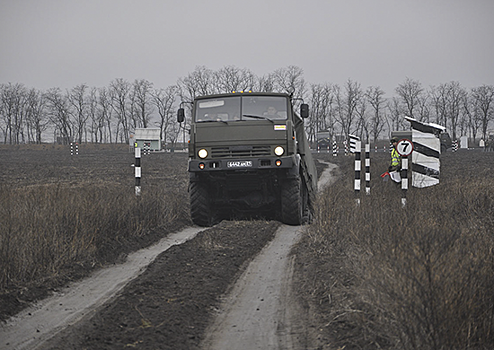 Водители ЮВО приступили к отработке экстремального вождения в рамках подготовки к конкурсу АрМИ-2022 «Военное ралли»