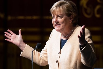 Меркель оправдалась за решение закупать российский газ