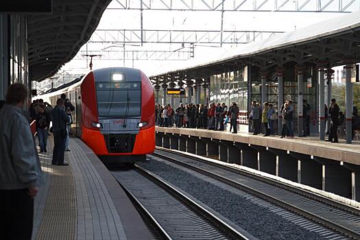 Три железнодорожных моста в САО украсят светодиодами
