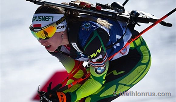Бьорндален поздравил Домрачеву с серебром в гонке преследования на ЧМ
