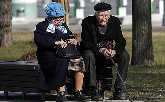 Пенсионная реформа: Старикам, пережившим коронавирус, доплатят 200 тысяч, а кому-то - рубль