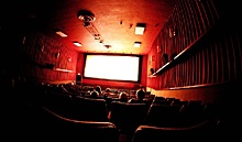 Кинотеатры могут запретить зрителям входить в зал с едой