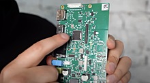 В России проверят чип в мониторе LightCom на предмет фальшивой локализации