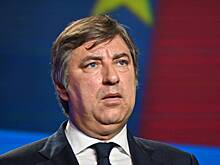 Украинский посол потребовал извинений от Франции за шутку о Зеленском