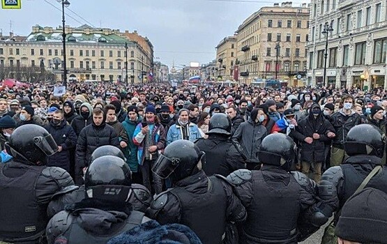 Представители МВД напомнили о риске заражения COVID-19 на несанкционированных акциях