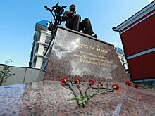 В Казани открыли памятник автору гимна Татарстана