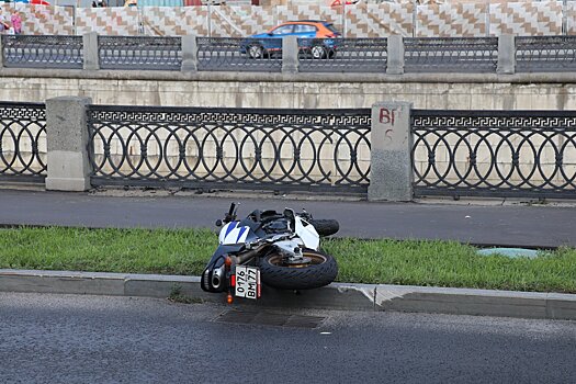 Мотоциклист насмерть сбил беременную женщину в Москве