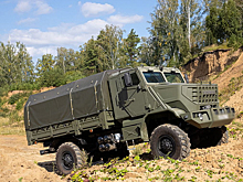 Военнослужащие ЦВО совершенствуют навыки вождения специальных машин в Челябинской области