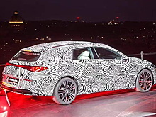 Mercedes-Benz впервые показал новый универсал CLA