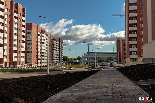 В Новой Самаре построят двухполосную дорогу
