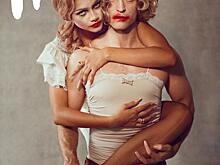 Роберт Паттинсон в женском образе снялся для обложки глянцевого журнала с Зендеей