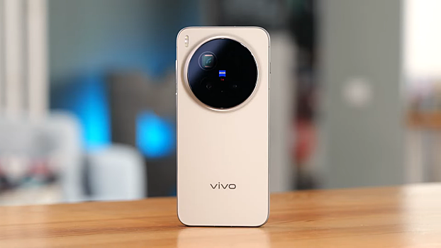 Глобальный Vivo X300 Pro сравнили по камерам с другими флагманами