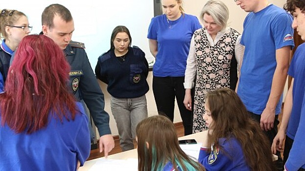 Дознаватель Управления по ЮЗАО ГУ МЧС России провел занятие со студентами