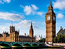 Британский снарядный долгострой: обещали 16-кратный рост для Украины, а сами застряли в Уэльсе