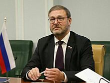 Сенатор Косачев назвал сенсацией роспуск Макроном Национального собрания