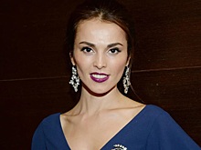 Сати Казанова в 43 года снова села за парту