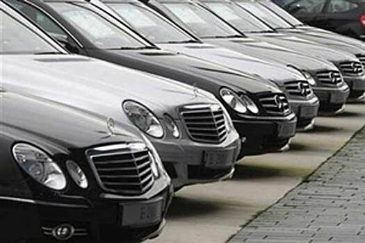 В РФ отзывают более 12 тысяч автомобилей Mercedes