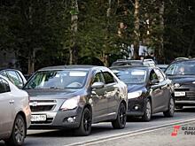 Жители Томской области жалуются на огромные пробки на въезде в Югру