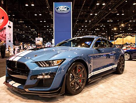 Ford разрабатывает электрический кроссовер на базе Mustang