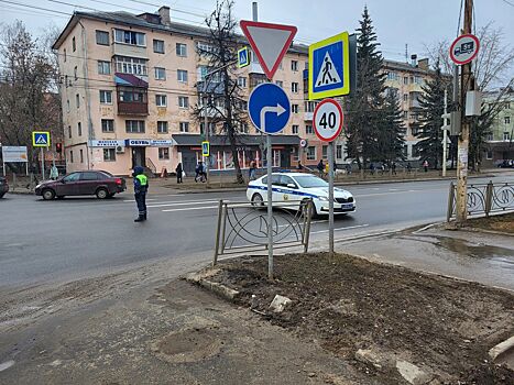 Стояли в пробках: улицу Советскую в Костроме перекрыли из-за музыкальных колонок