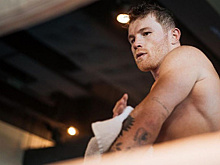 Сауль Альварес не выступит в сентябре. Хирн назвал сроки возвращения