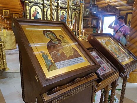 Новая икона Божией Матери "Нечаянная радость" освящена в Храме Всех Преподобных Отцев Киево-Печерских