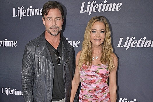 Актриса Дениз Ричардс разводится после 6 лет брака с актером Аароном Файперсом