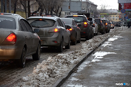 Любители автохлама: Новосибирск попал в топ городов с поддержанными машинами