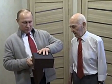 Путин встретился со своим начальником по КГБ в Дрездене