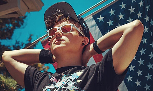 Звёздного мальчика Рунета настиг возрастной кризис