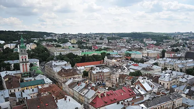 Во Львове началось шествие ко дню рождения Бандеры