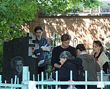 Качаловцы привели в порядок захоронения артистов на Арском кладбище