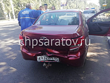 На проспекте 50 лет Октября столкнулись две отечественные легковушки