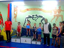 В филиале районного досугового центра состоялся турнир по вольной борьбе