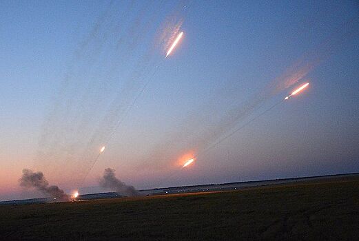 В ДНР сообщили, что ВСУ выпустили по Гольмовскому семь ракет из "Града"