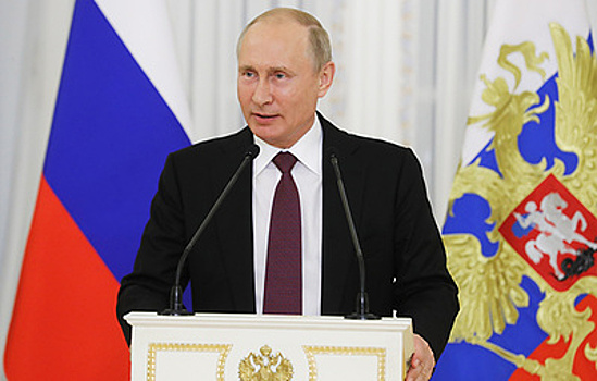 В Кремле проходит церемония вручения госнаград