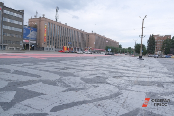 Жителей Уралмаша оставят без пешеходной зоны на площади Первой Пятилетки