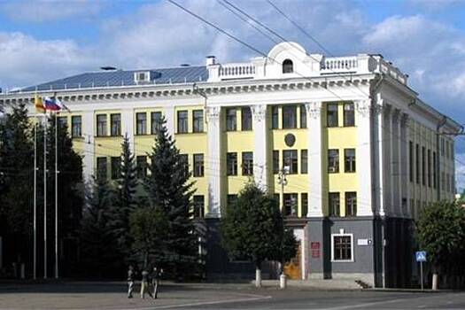 Вице-мэр города Чебоксары согласовывал премии сотрудникам подконтрольной фирмы, снижая размер отчислений в бюджет