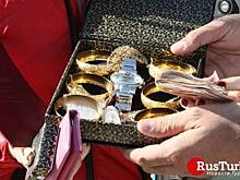 В Анталье девушка оставила в автобусе золото на 55 тыс. лир